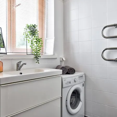 アパート Serene 1br With Sauna & Private Entrance