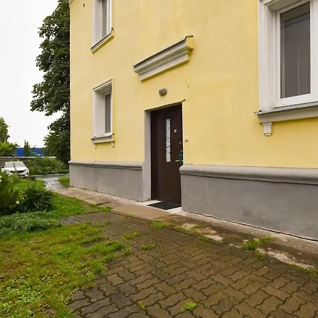 Serene 1br With Sauna & Private Entrance * タリン