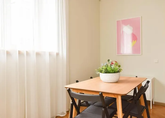 Serene 1br With Sauna & Private Entrance * Tallin