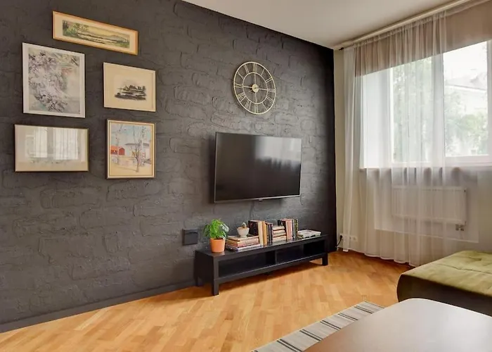 Апартаменты Serene 1br With Sauna & Private Entrance